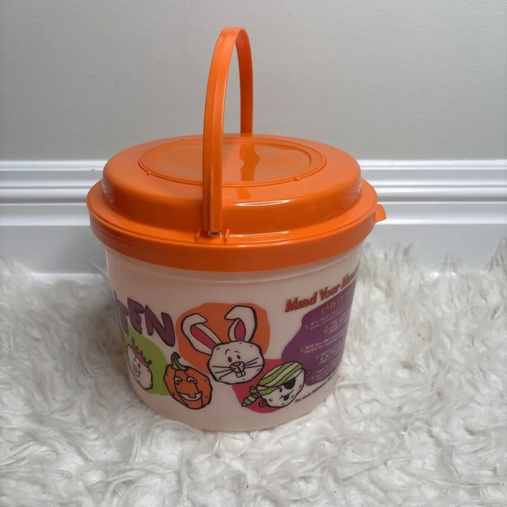 Dunkin Donuts Happy Halloween Munchkins Bucket Glow In The Dark With Lid
